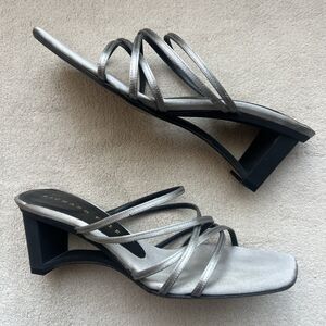 Richard Tyler Gray Satin Heeled Sandals Women 5 Strappy Lightweight Party Dressy